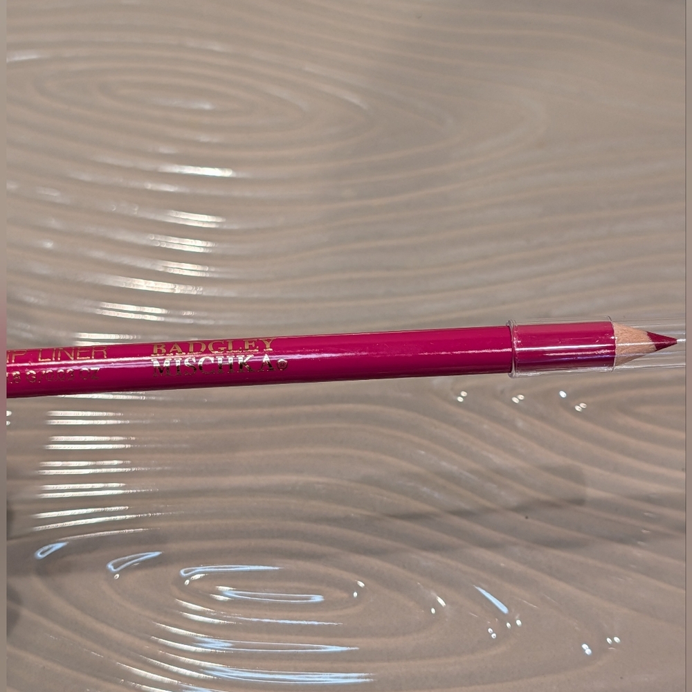 Badgley Mischka Fuchsia Lip Liner New - Picture 3 of 5